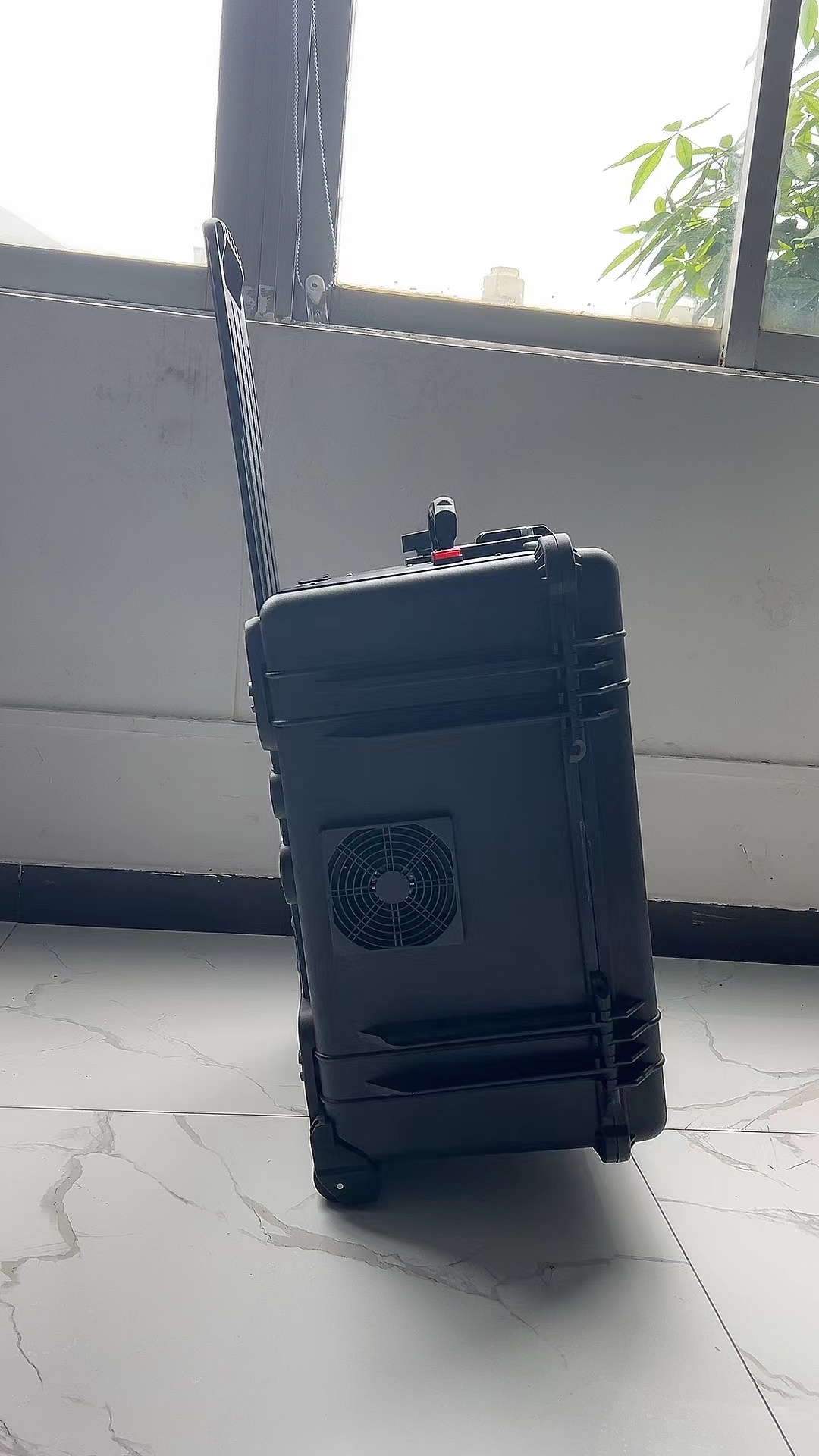 明溪手拉箱型移动通信干扰器
